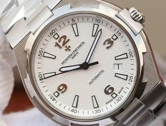 怎么防止江诗丹顿手表表壳生锈?
